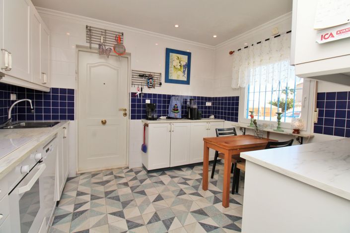 Image No.9-Villa de 2 chambres à vendre à Torrevieja