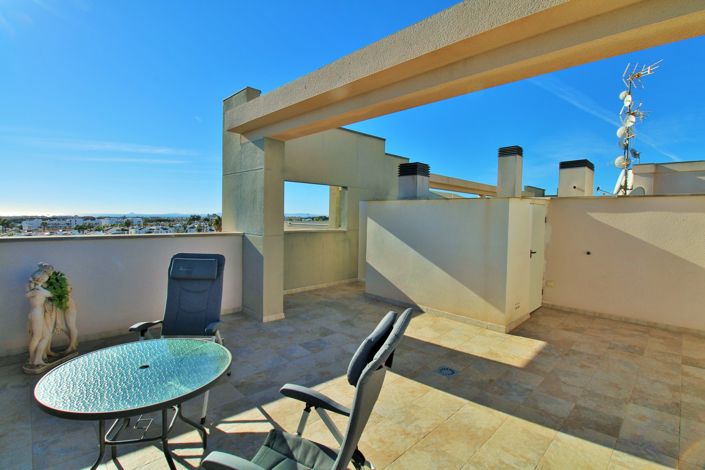 Image No.20-2 Bed Apartment for sale