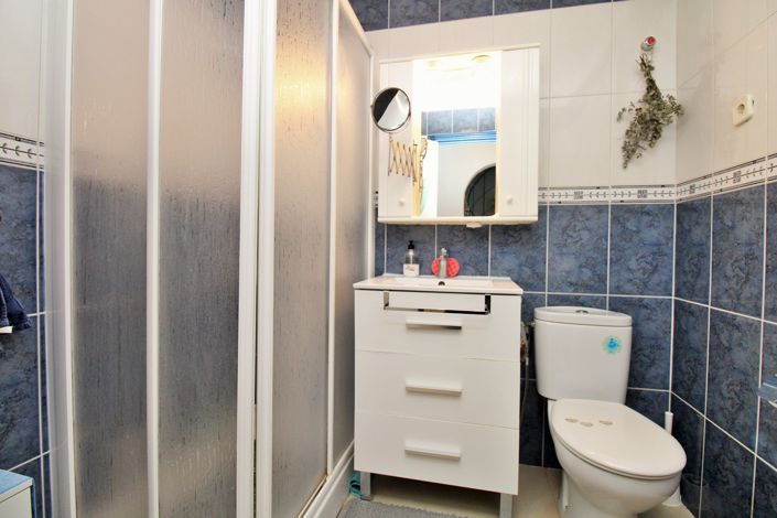 Image No.11-2 Bed Bungalow for sale