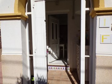 16025-for-sale-in-villamartin-25366465-large