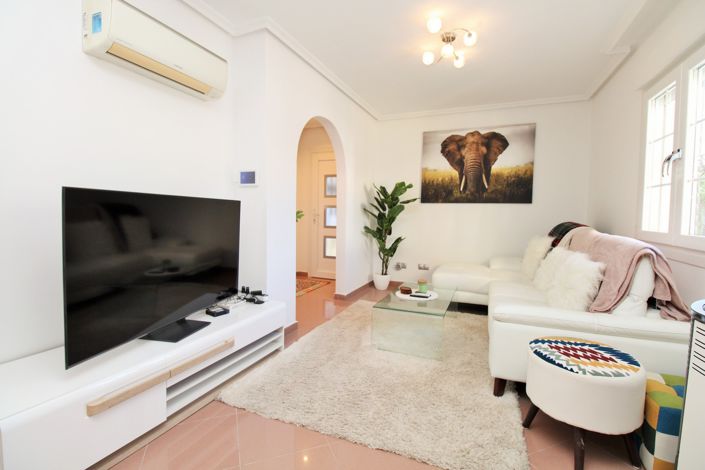 Image No.7-3 Bed Villa for sale