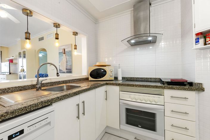 Image No.10-2 Bed Apartment for sale