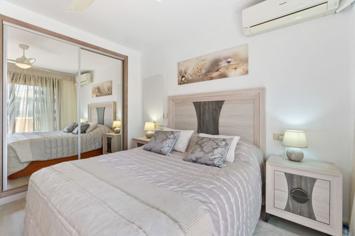 Image No.21-3 Bed Townhouse for sale