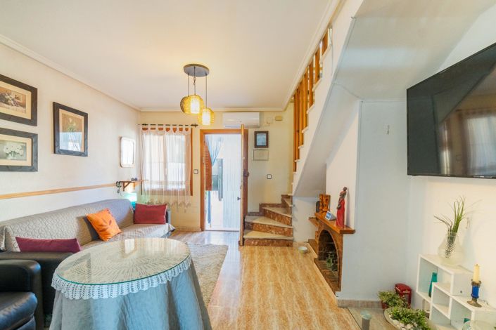 Image No.14-2 Bed Townhouse for sale