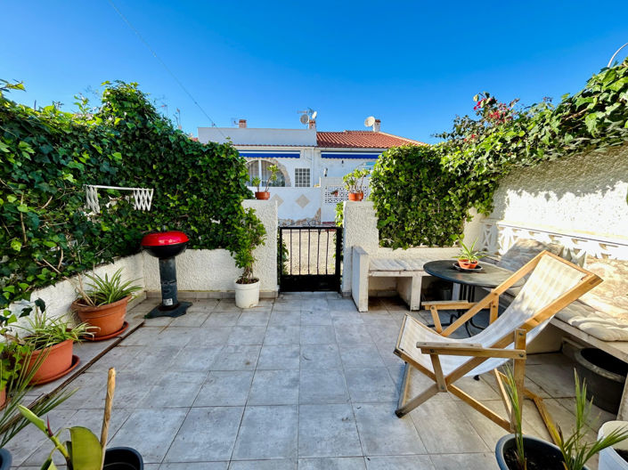 Image No.2-1 Bed Townhouse for sale