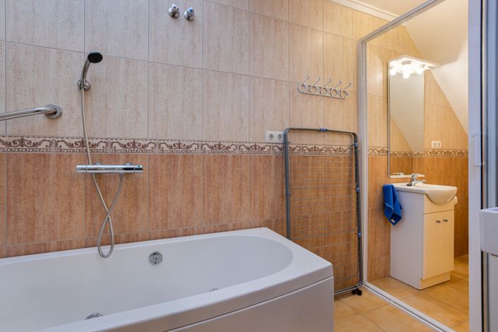 Image No.12-3 Bed Villa for sale