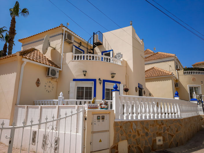 Image No.48-3 Bed Villa for sale
