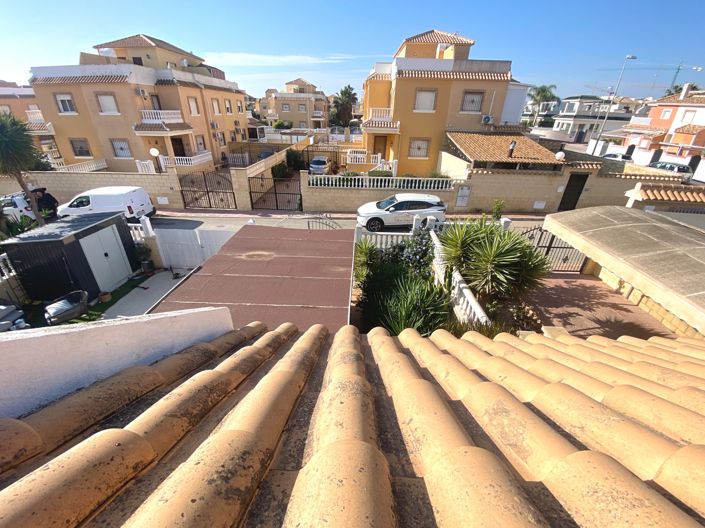 Image No.22-2 Bed Bungalow for sale