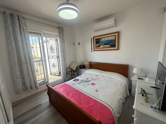 Image No.16-3 Bed Townhouse for sale