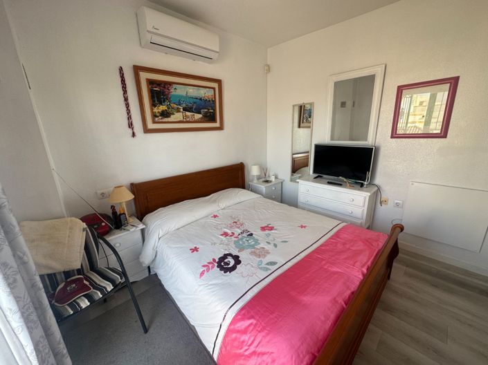 Image No.17-3 Bed Townhouse for sale