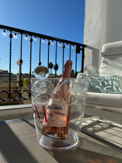 Image No.23-2 Bed Apartment for sale