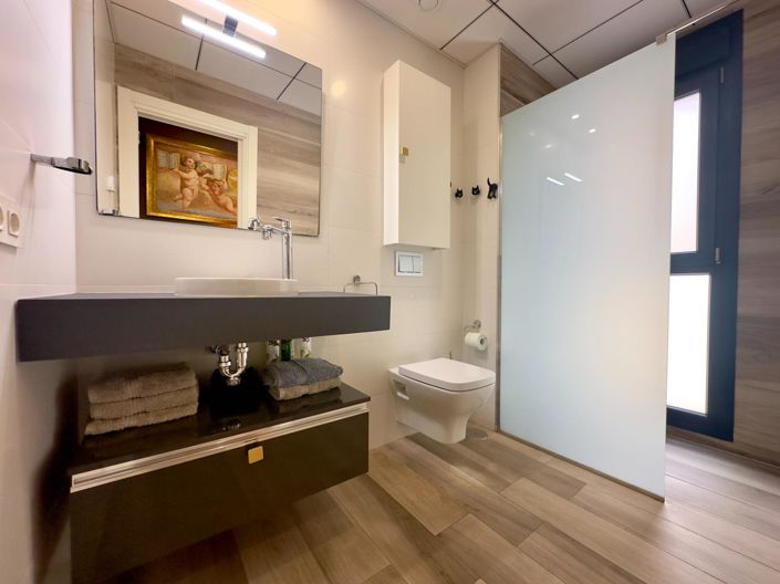 Image No.23-3 Bed Villa for sale