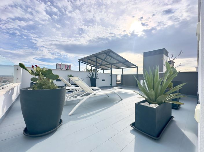 Image No.24-3 Bed Villa for sale