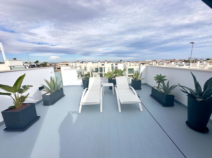 Image No.25-3 Bed Villa for sale