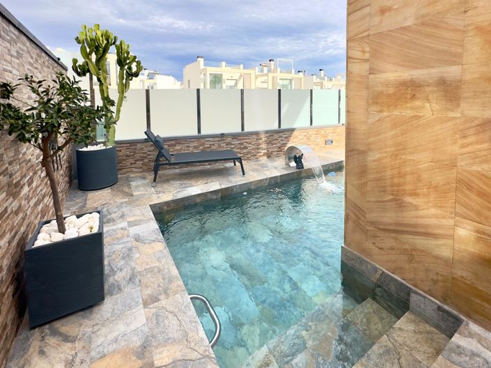 Image No.37-3 Bed Villa for sale