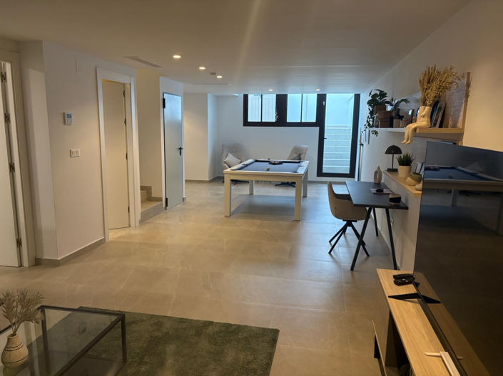 Image No.20-3 Bed Villa for sale