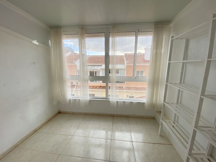 Image No.22-2 Bed Townhouse for sale