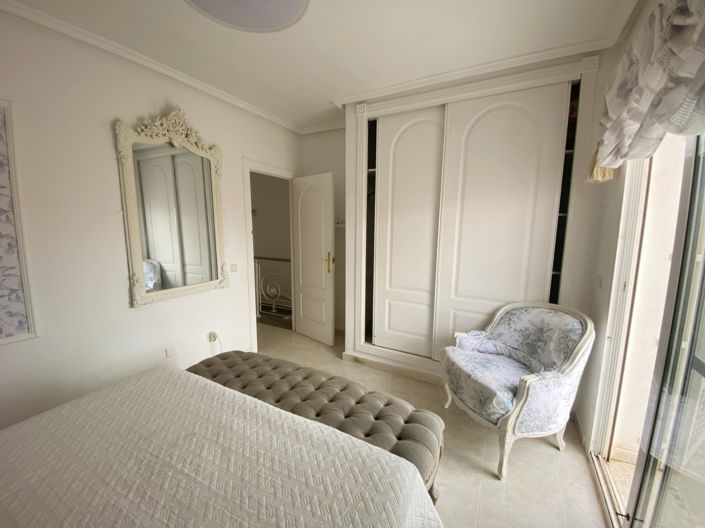 Image No.24-2 Bed Townhouse for sale