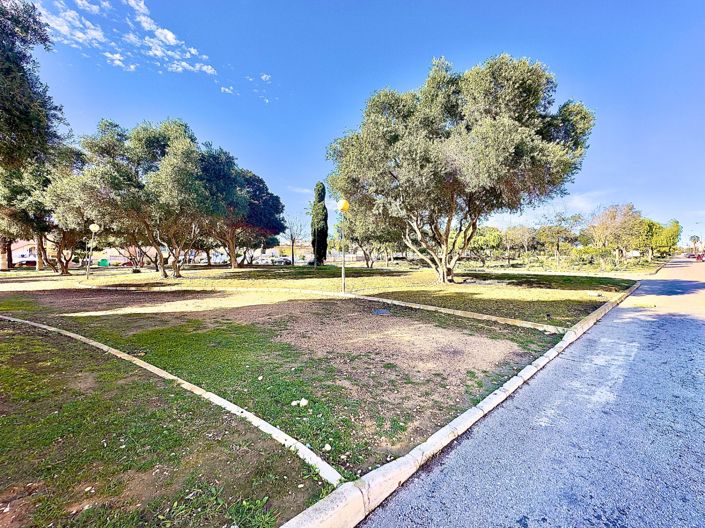 Image No.16-2 Bed Bungalow for sale