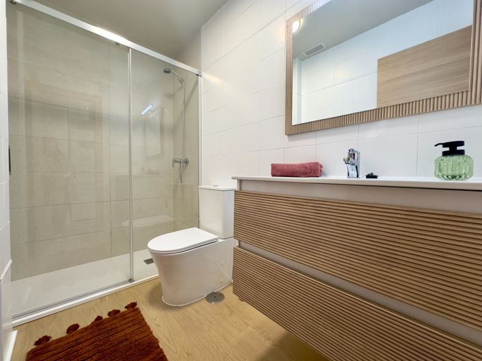 Image No.19-1 Bed Apartment for sale