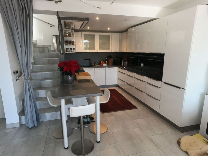 Image No.6-3 Bed Villa for sale