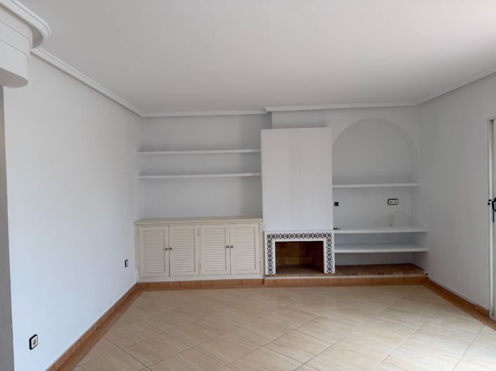 Image No.7-Appartement de 2 chambres à vendre à Torrevieja