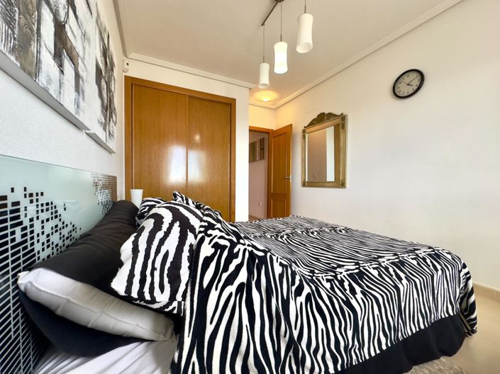 Image No.22-2 Bed Apartment for sale