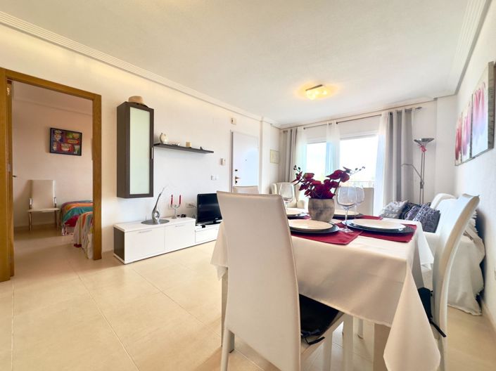 Image No.8-2 Bed Apartment for sale