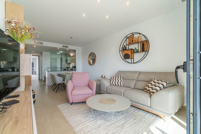 Image No.20-2 Bed Apartment for sale