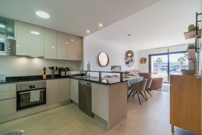 Image No.3-2 Bed Apartment for sale