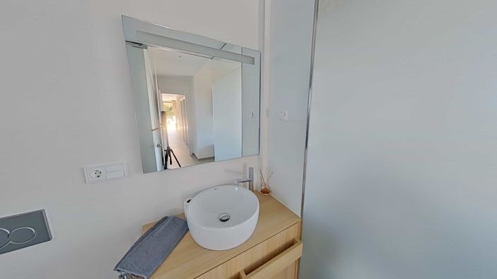 Image No.21-3 Bed Apartment for sale