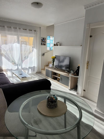 Image No.25-2 Bed Townhouse for sale