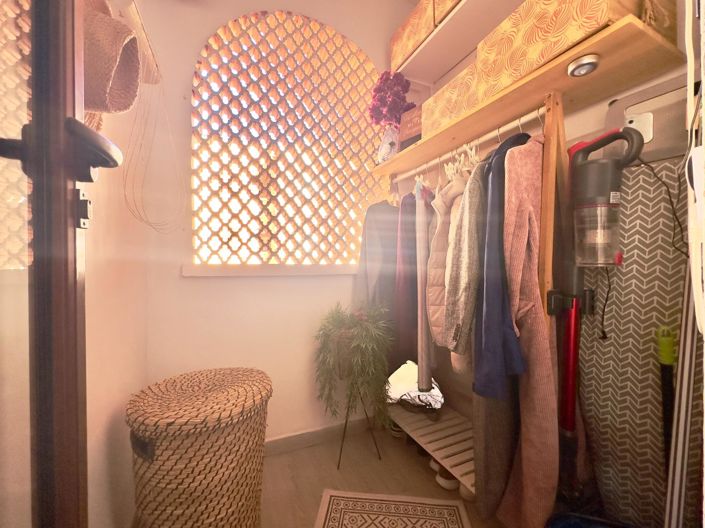 Image No.17-2 Bed Apartment for sale