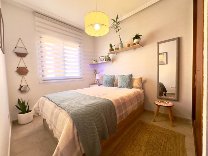 Image No.18-2 Bed Apartment for sale