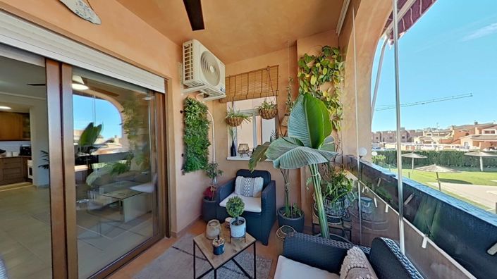 Image No.28-2 Bed Apartment for sale