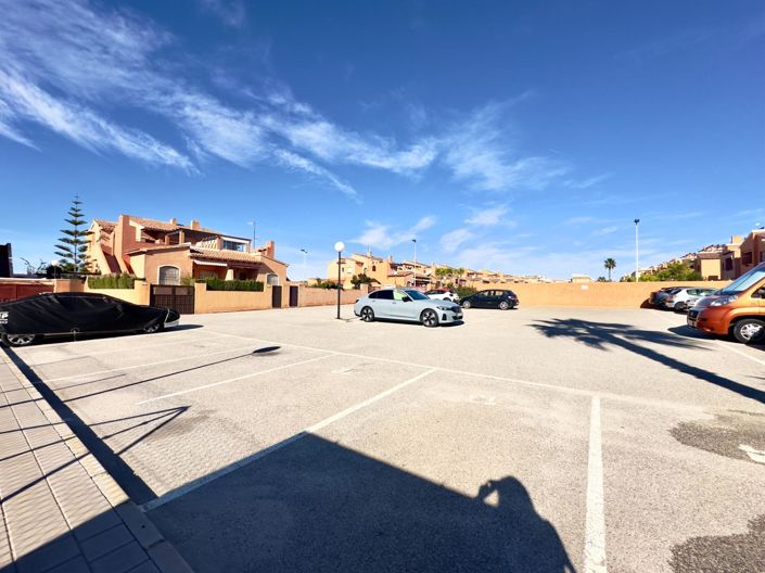 Image No.37-2 Bed Apartment for sale