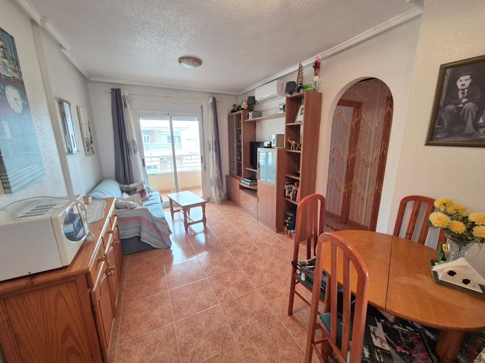 Image No.6-Appartement de 2 chambres à vendre à Torrevieja
