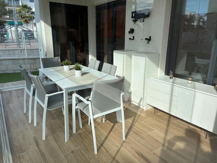 Image No.25-Appartement de 2 chambres à vendre à Villamartin