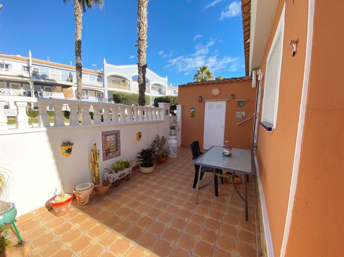 Image No.30-3 Bed Semi-Detached for sale