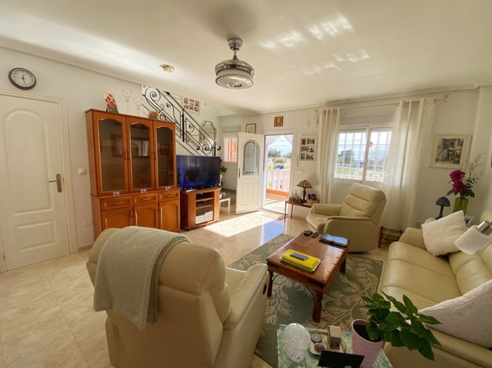 Image No.8-3 Bed Semi-Detached for sale