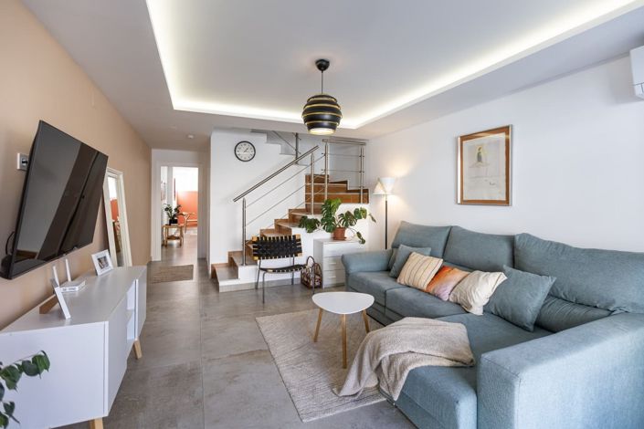 Image No.2-3 Bed Townhouse for sale