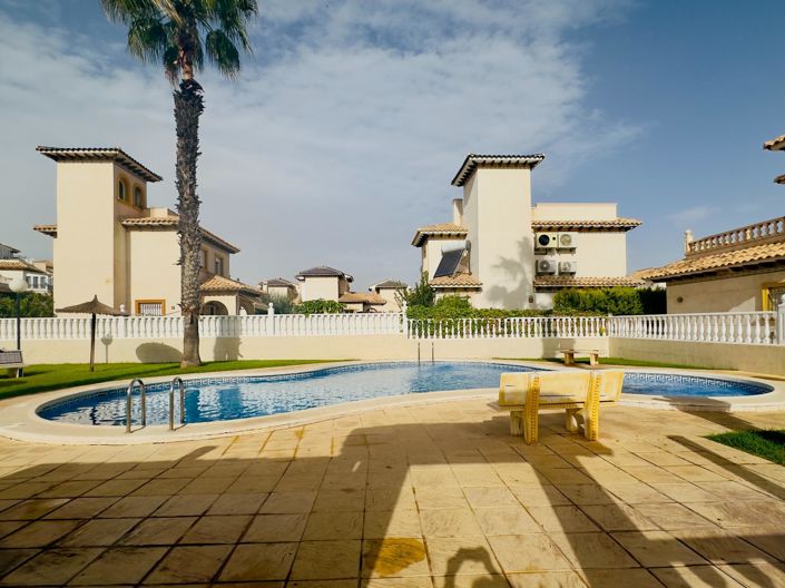 Image No.47-2 Bed Villa for sale