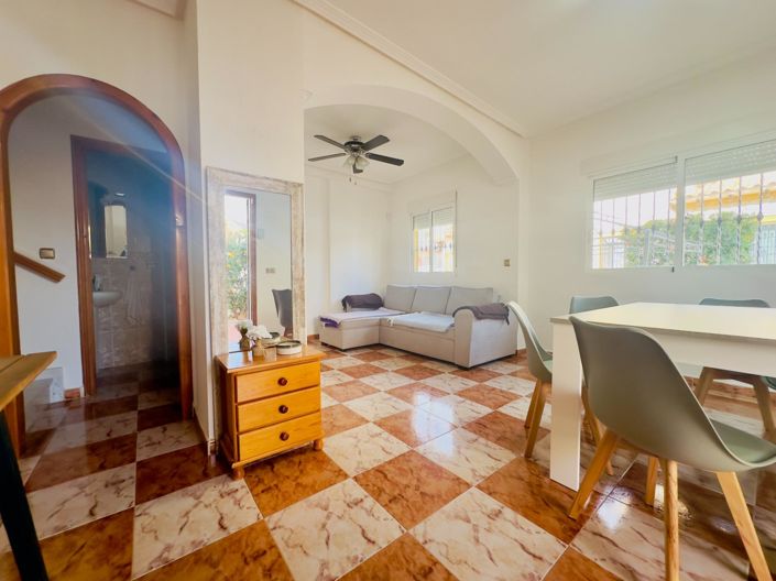 Image No.5-2 Bed Villa for sale