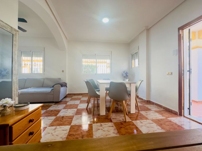 Image No.7-2 Bed Villa for sale