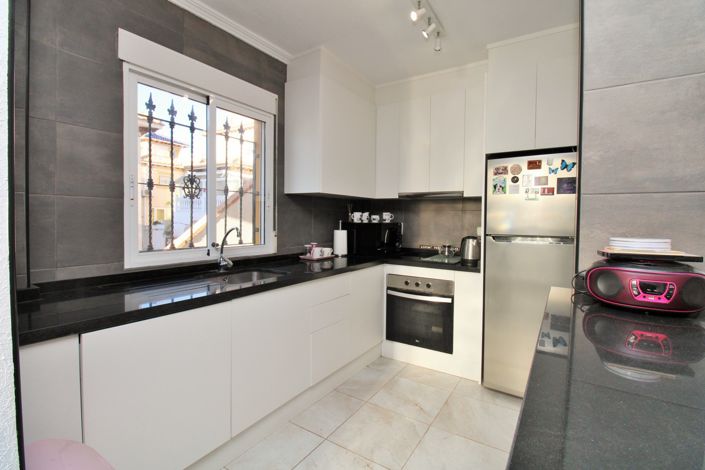 Image No.6-4 Bed Villa for sale