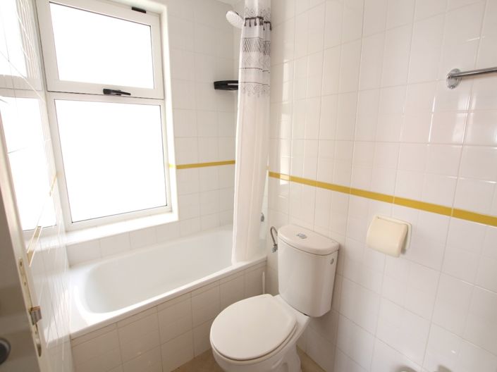 Image No.22-2 Bed Apartment for sale