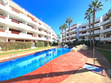 apartment-in-playa-flamenca-3-large