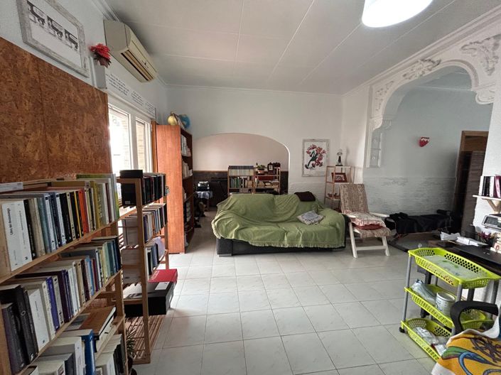 Image No.9-2 Bed Townhouse for sale