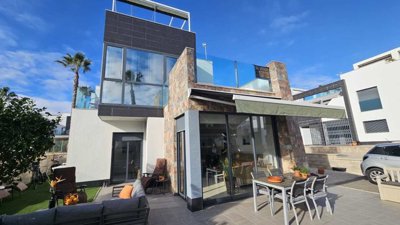 villa-in-orihuela-costa-1-large