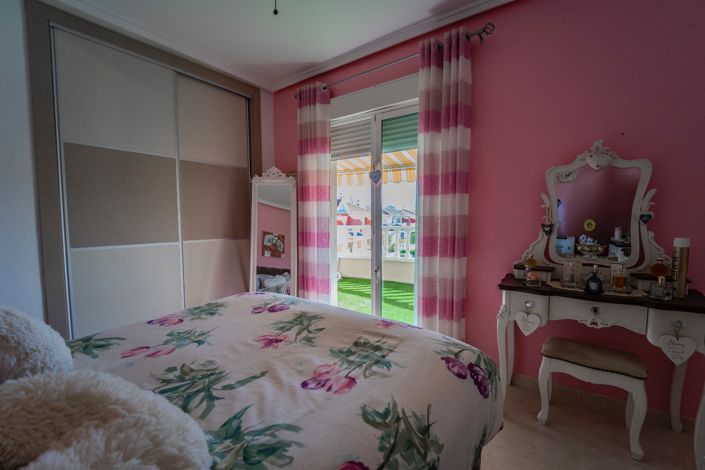 Image No.38-3 Bed Townhouse for sale